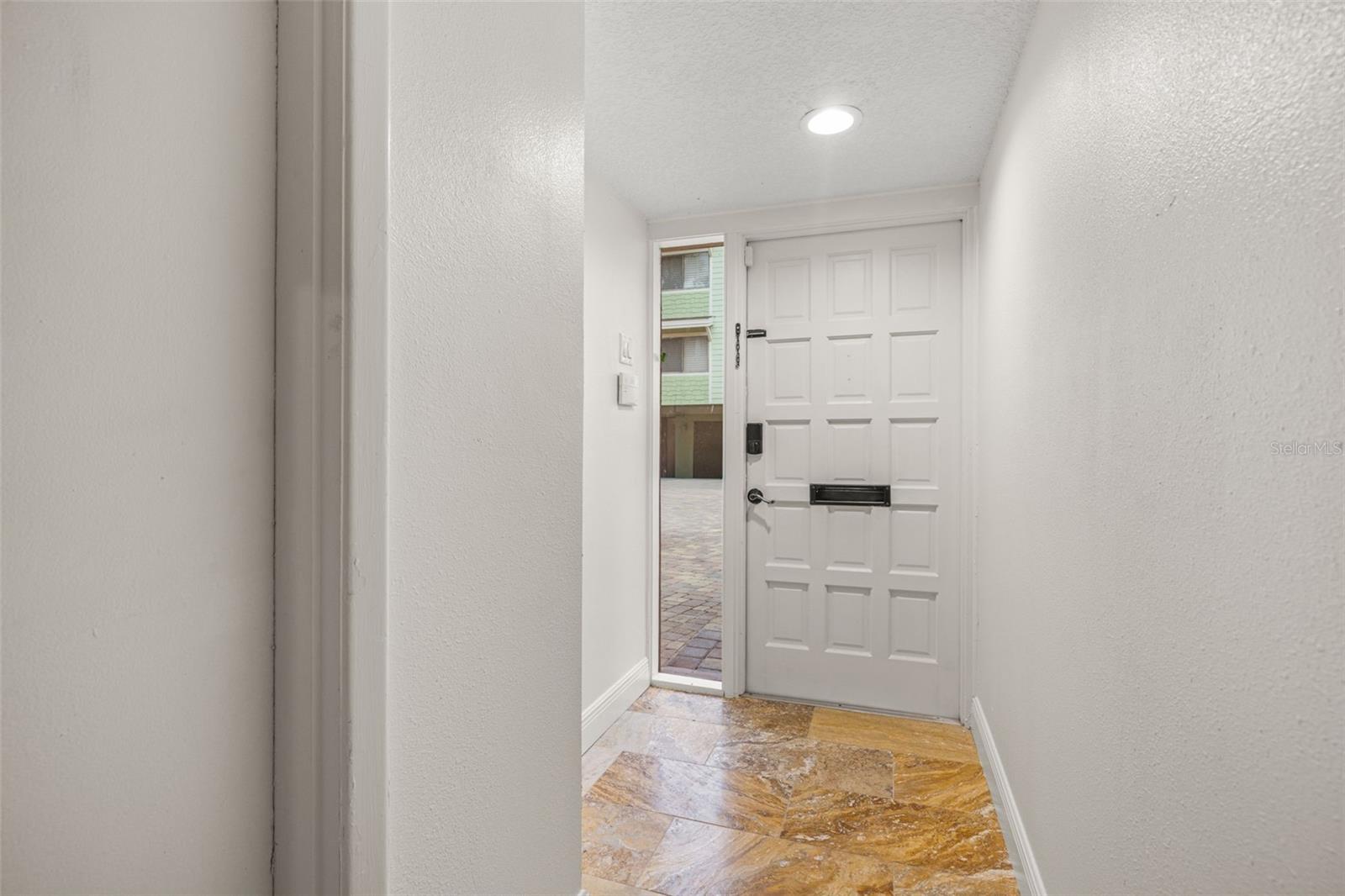 533 SANDY HOOK RD — photo 6