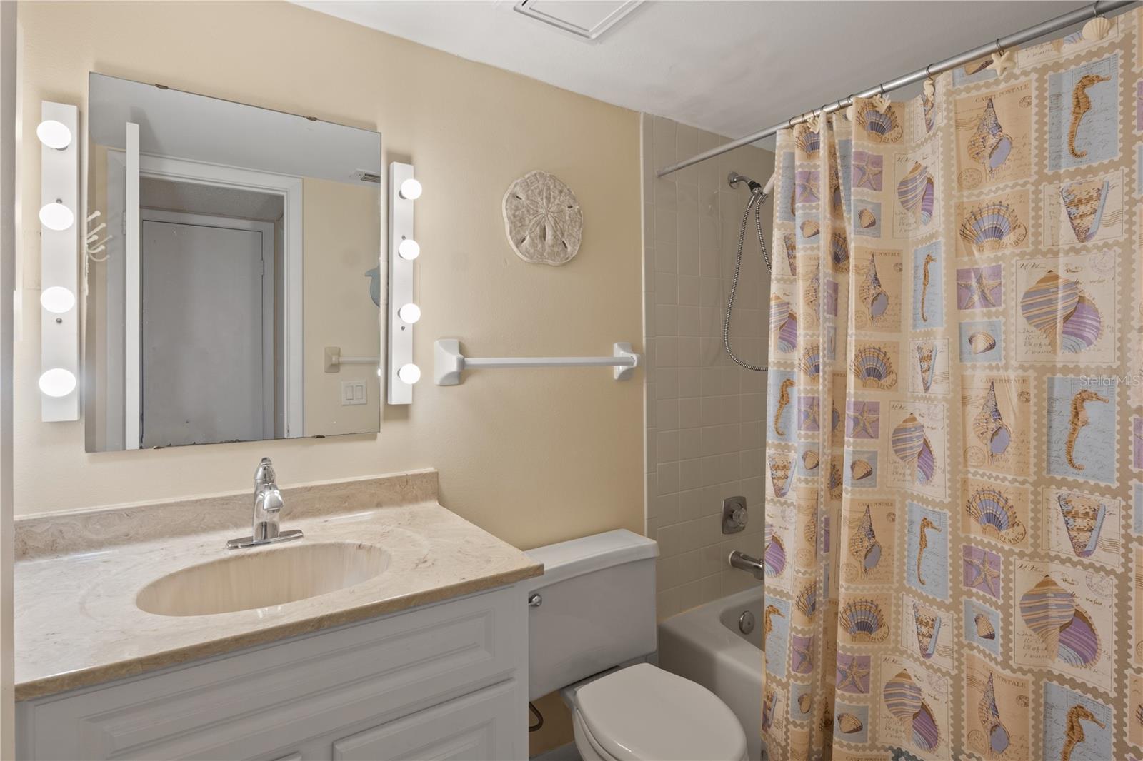 5608 GULF DR #104 — photo 23