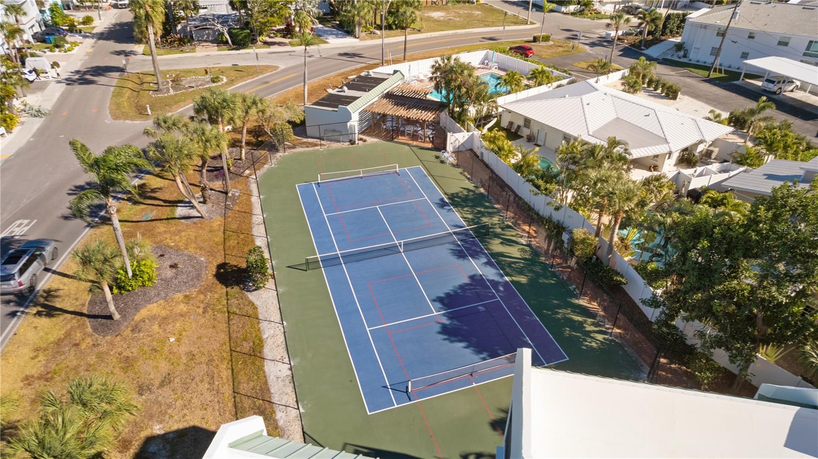 5608 GULF DR #104 — photo 32