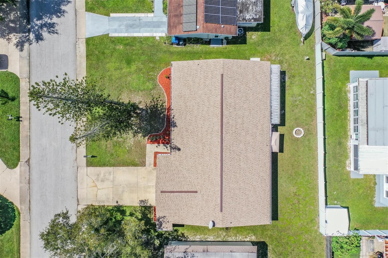 3849 CLAREMONT DR — photo 25