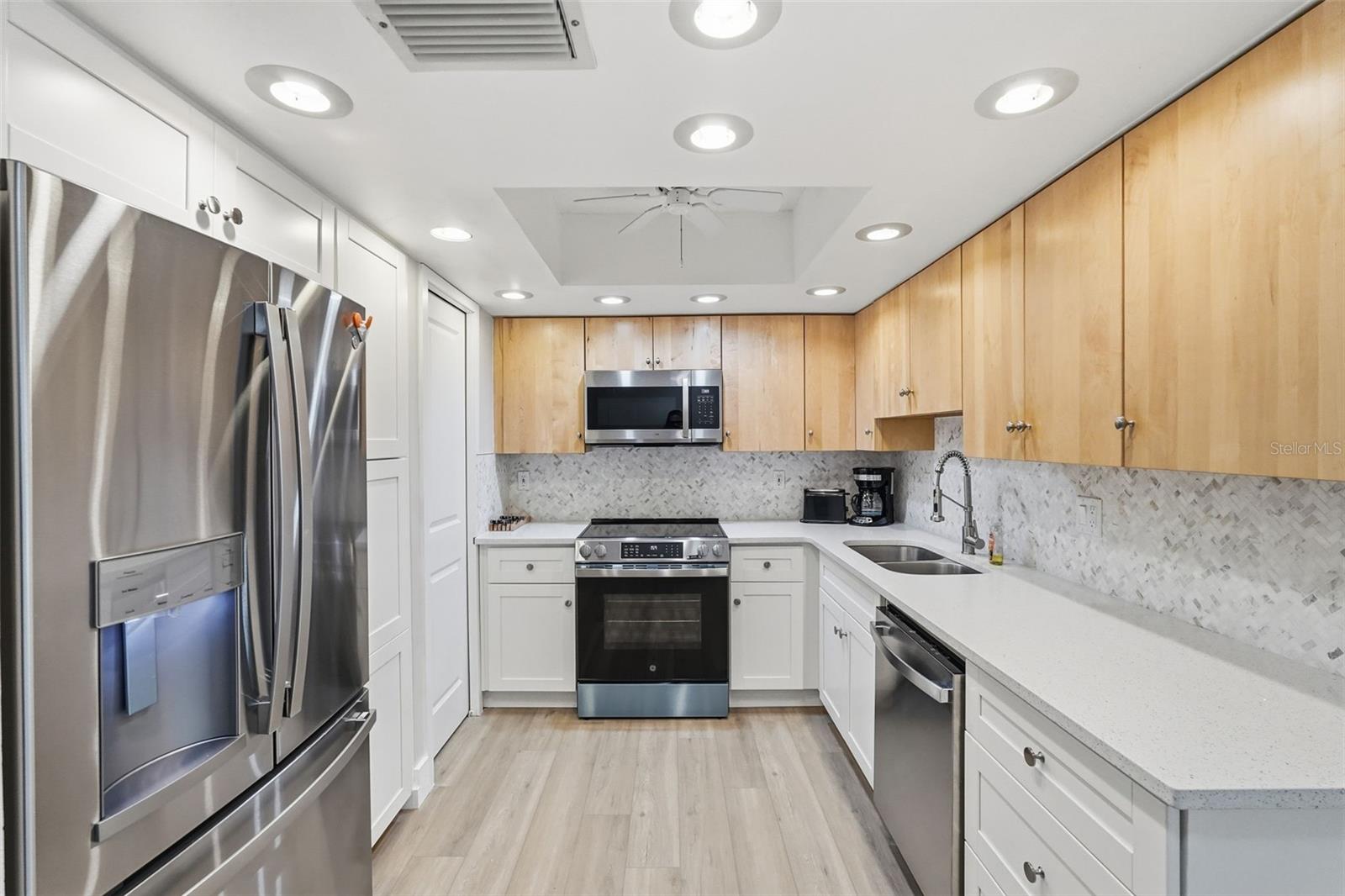 632 EDGEWATER DR #135 — photo 6