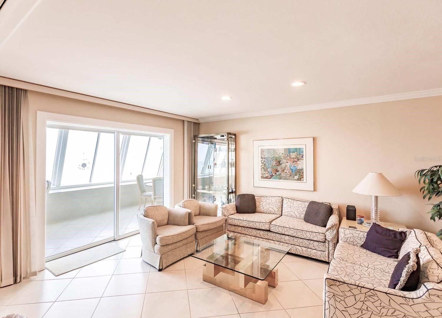 1055 W PEPPERTREE DR #802AA — photo 3