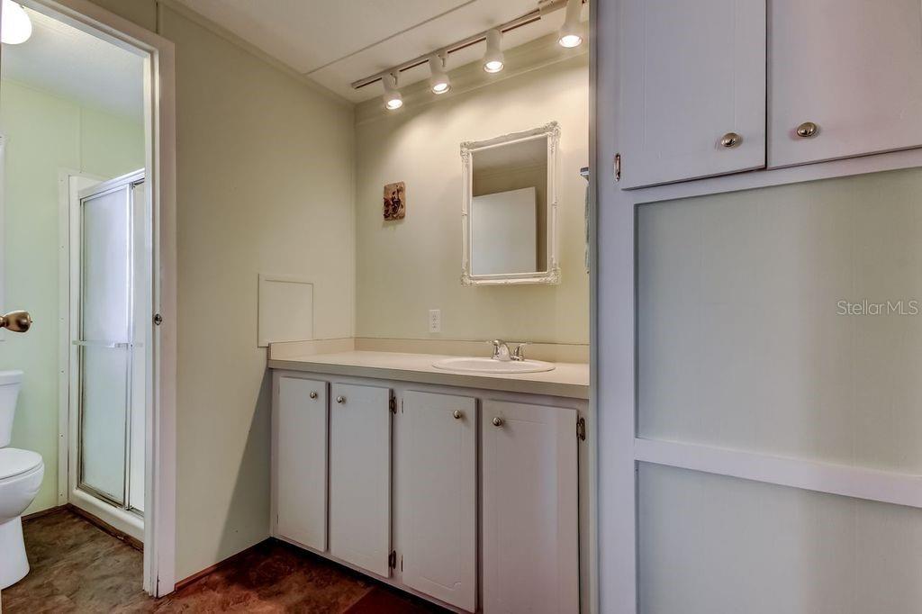 3430 TIKI DR — photo 24