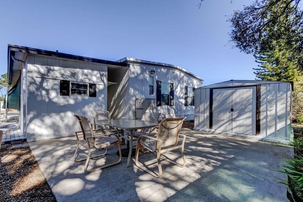 3430 TIKI DR — photo 32