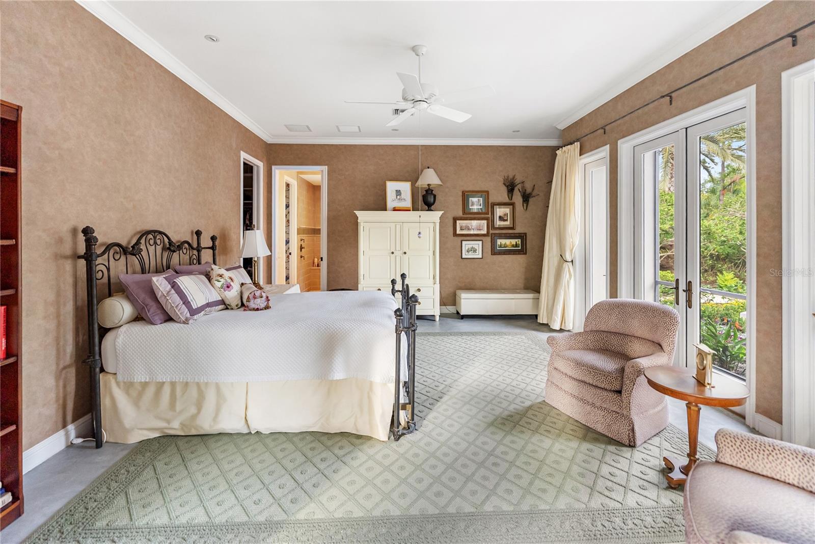 1804 N LAKE SHORE DR — photo 18