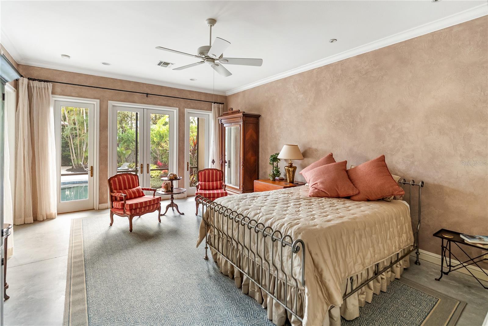1804 N LAKE SHORE DR — photo 20
