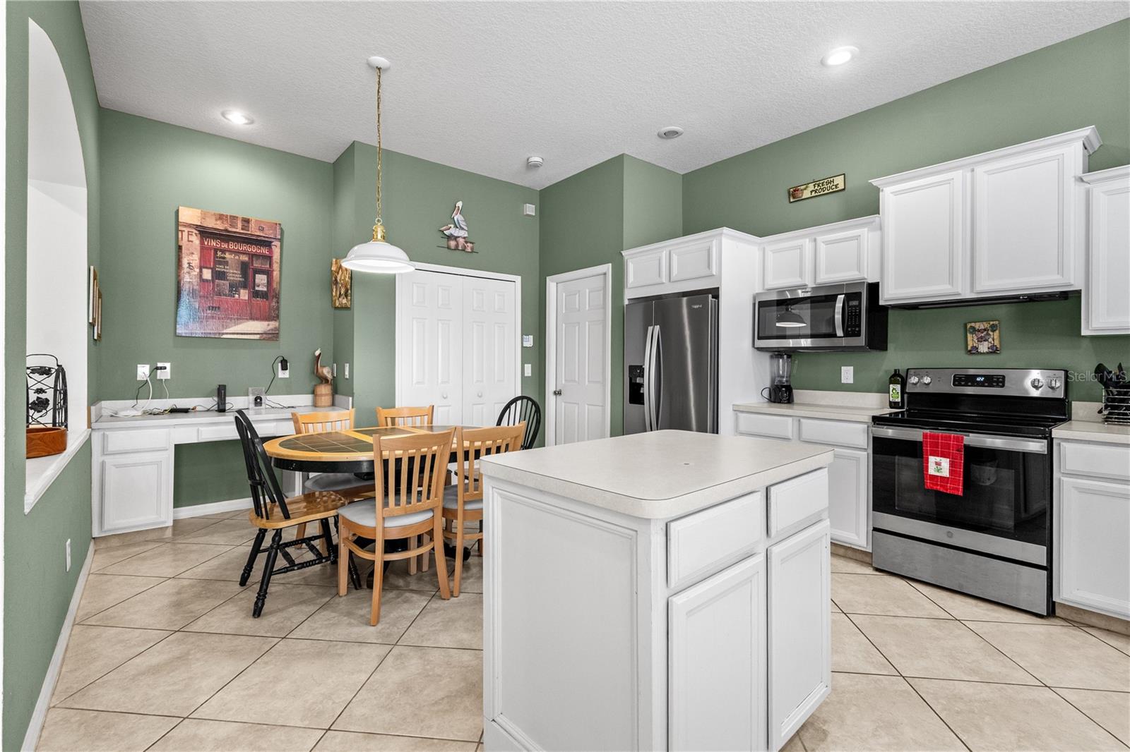 4805 BOOKELIA CIR — photo 7