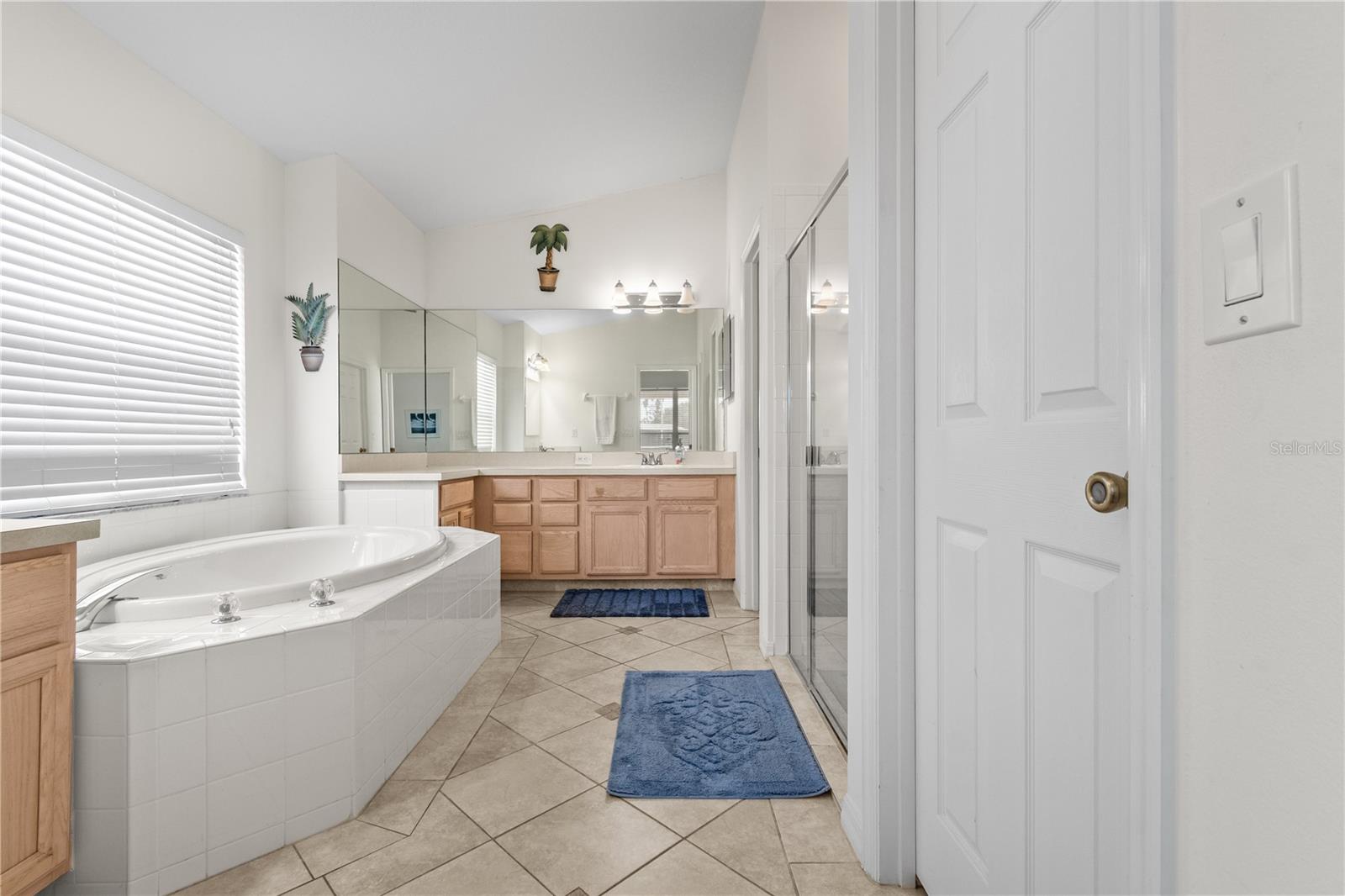 4805 BOOKELIA CIR — photo 18