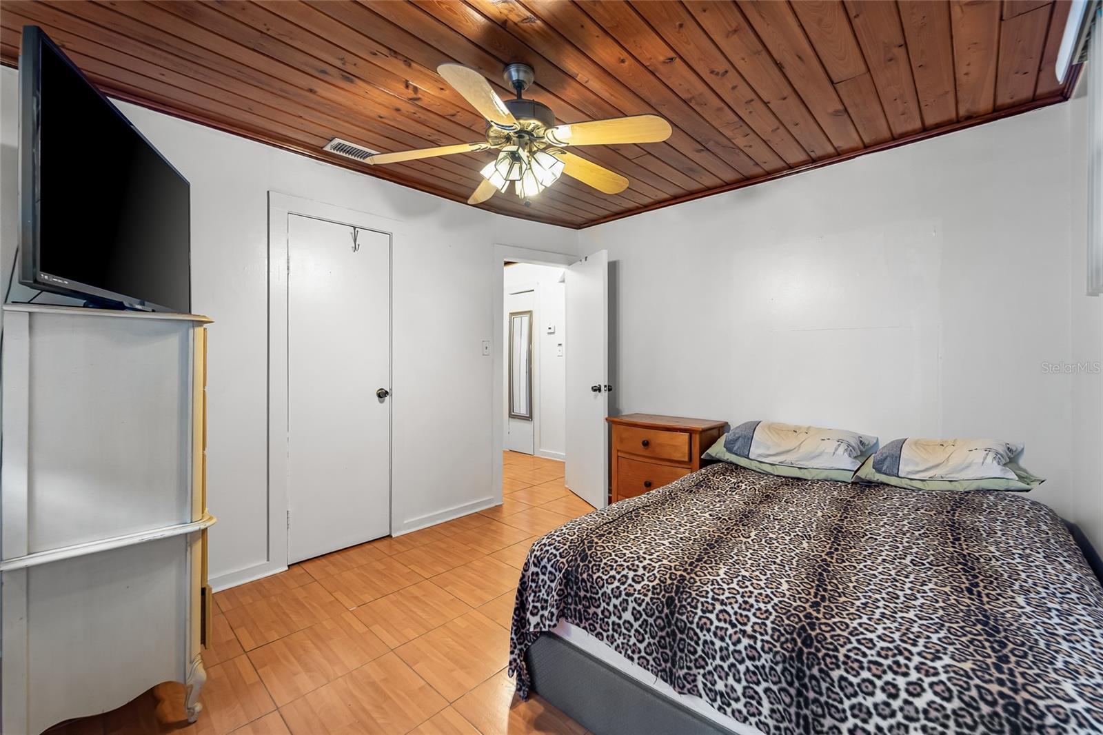 10001 N ARDEN AVE — photo 16