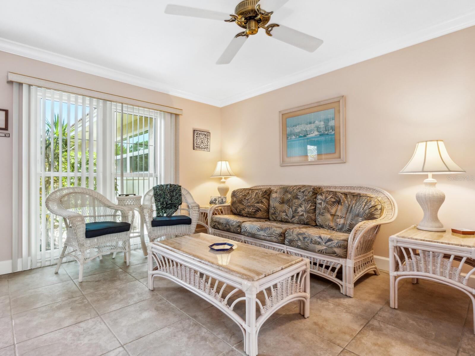 2153 PUEBLO CIR #V14 — photo 6