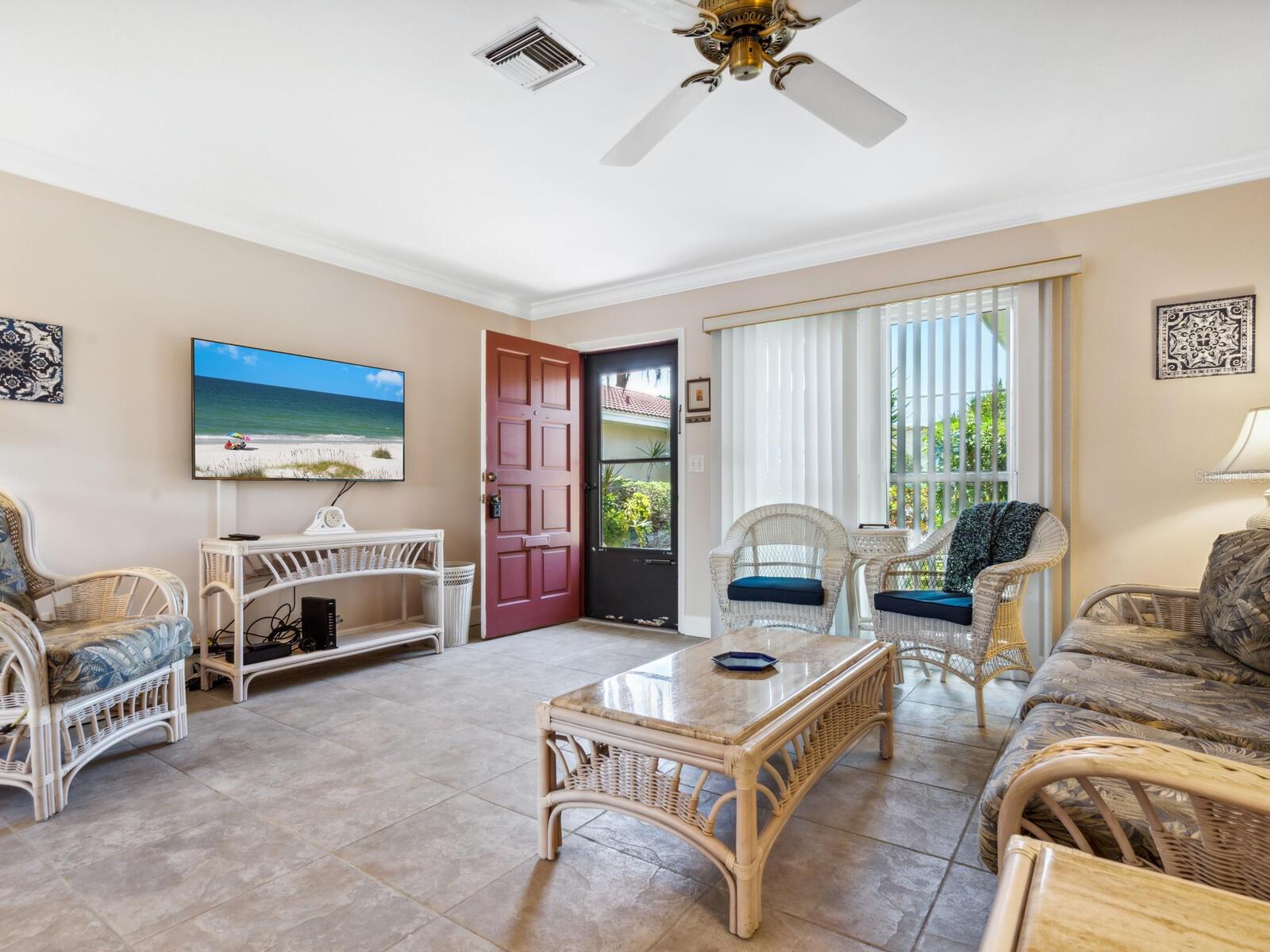 2153 PUEBLO CIR #V14 — photo 7