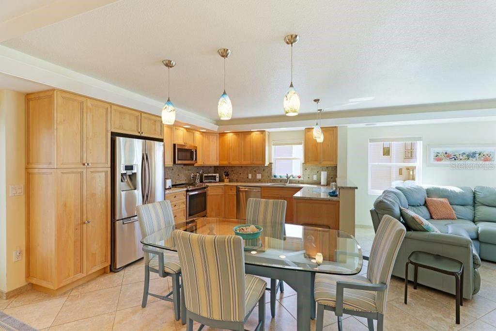 6154 MIDNIGHT PASS RD #201 — photo 3