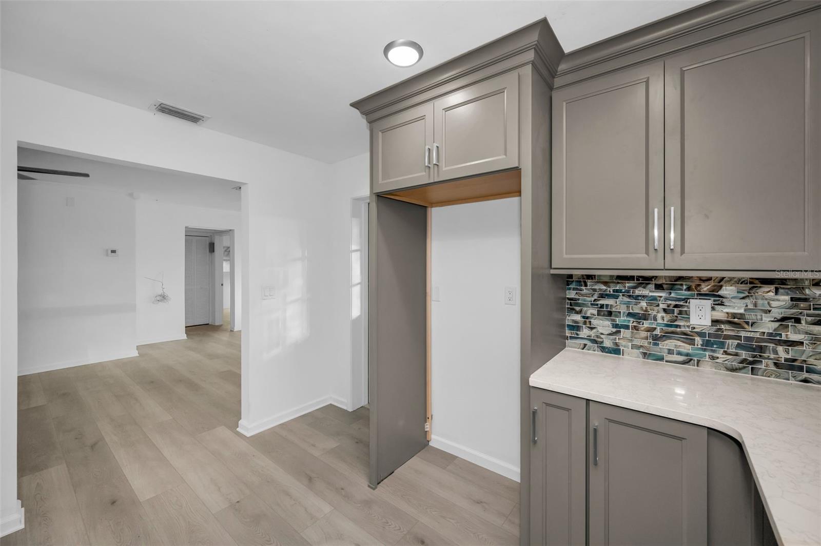 406 ORCHID LN — photo 11