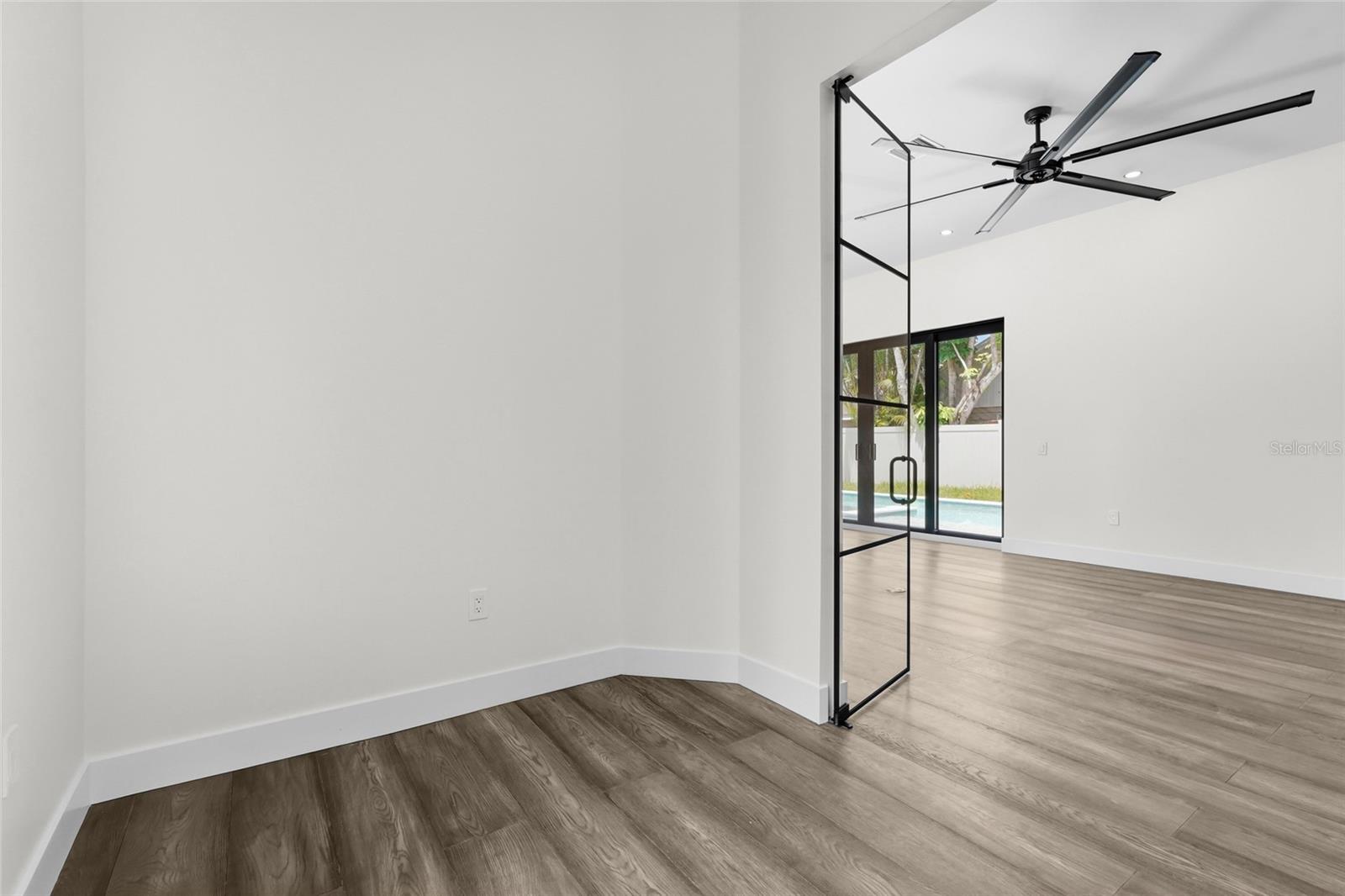 2604 SYDELLE ST — photo 49