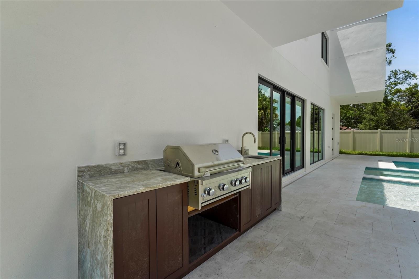 2604 SYDELLE ST — photo 15