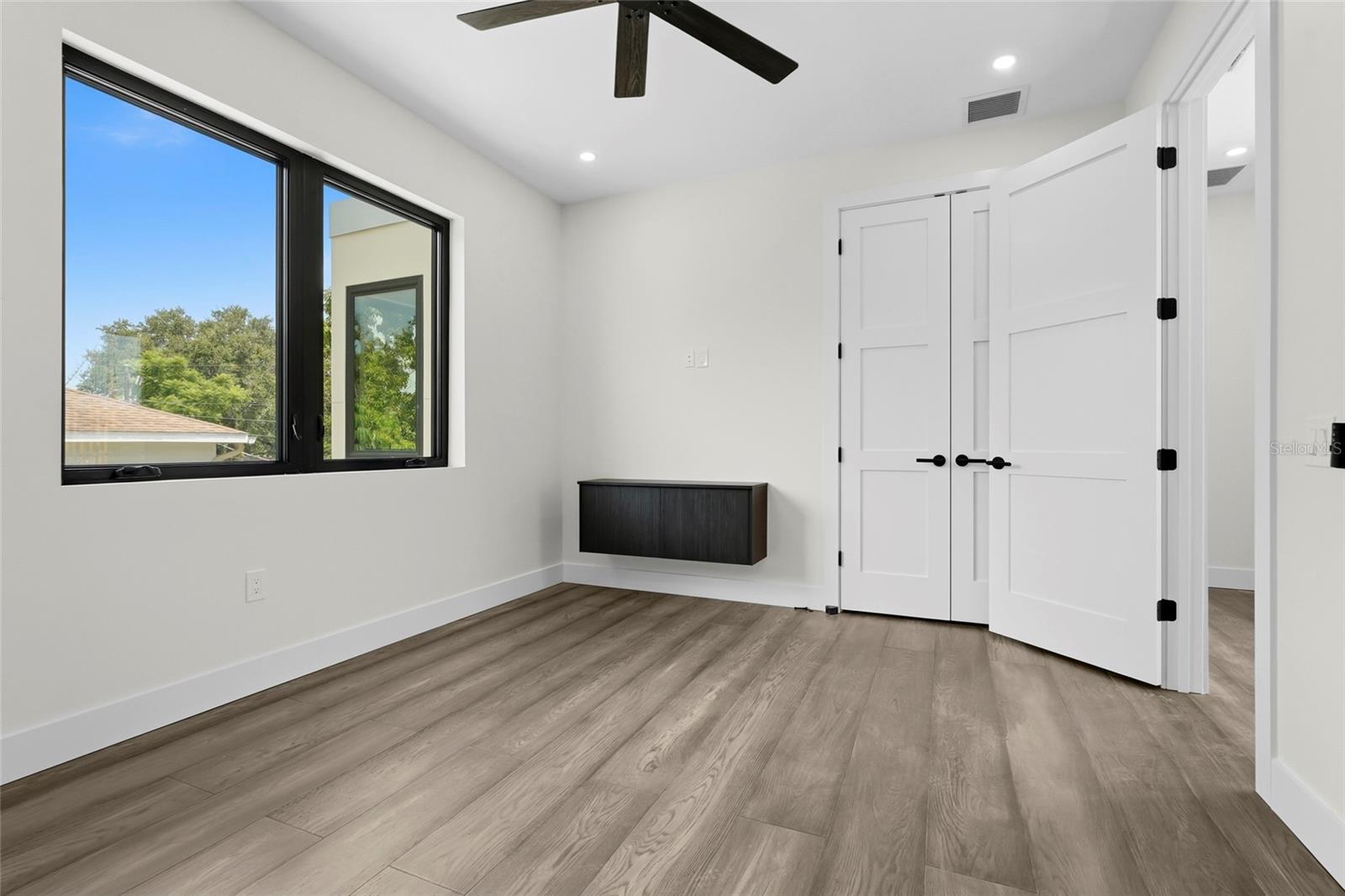 2604 SYDELLE ST — photo 66