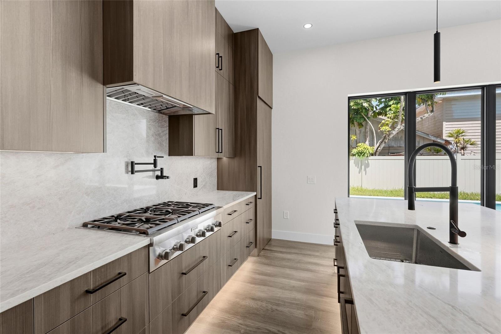 2604 SYDELLE ST — photo 41