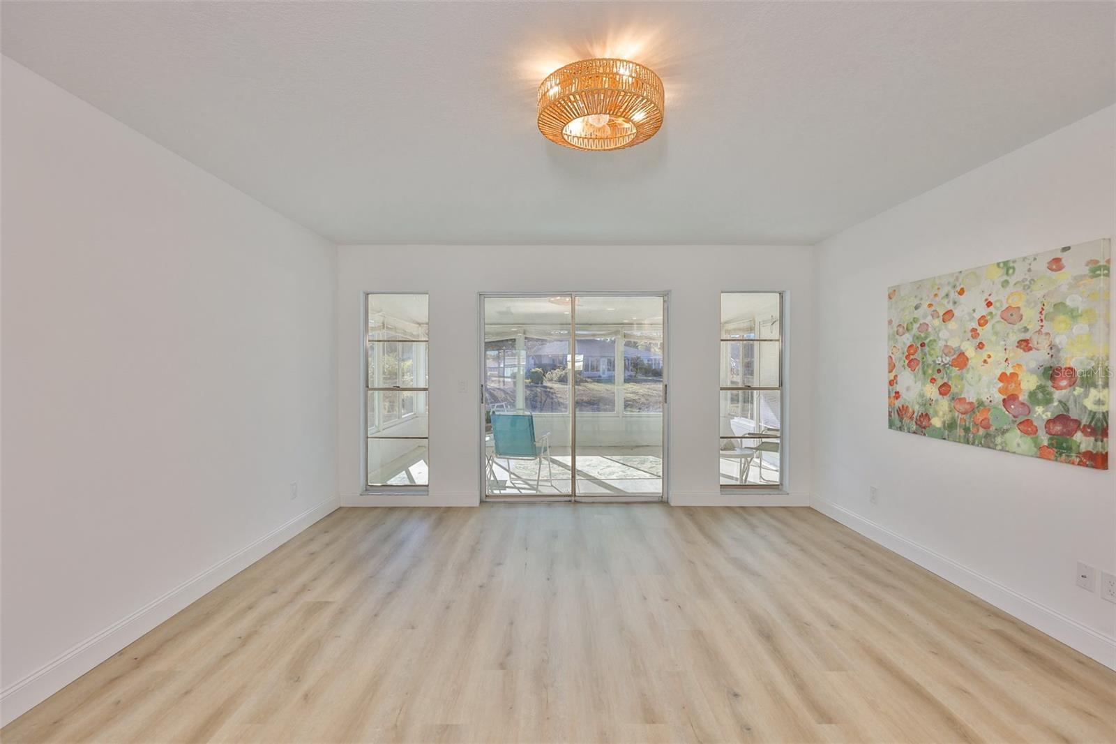 325 GREEN MANOR DR — photo 15