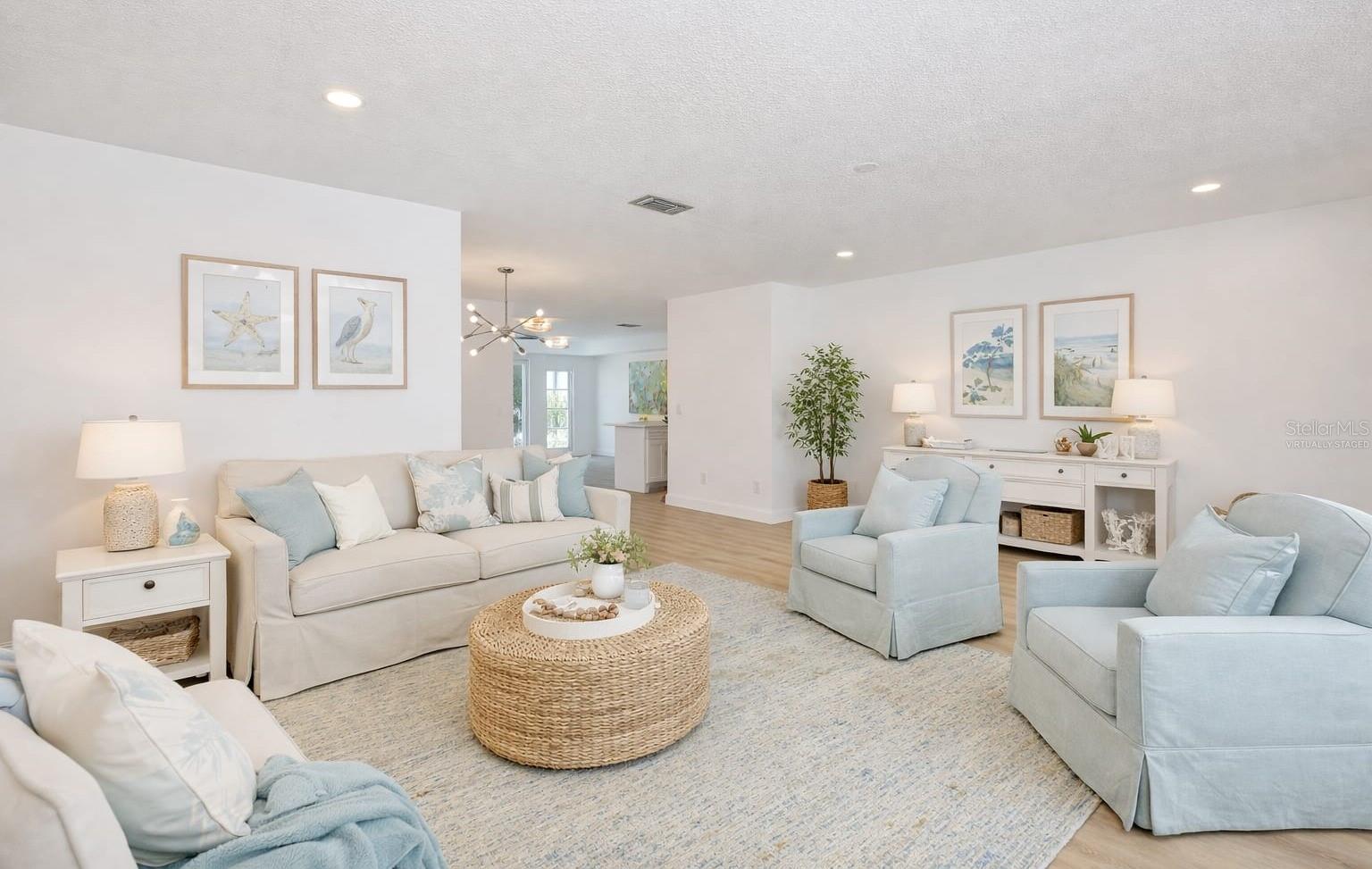 325 GREEN MANOR DR — photo 8