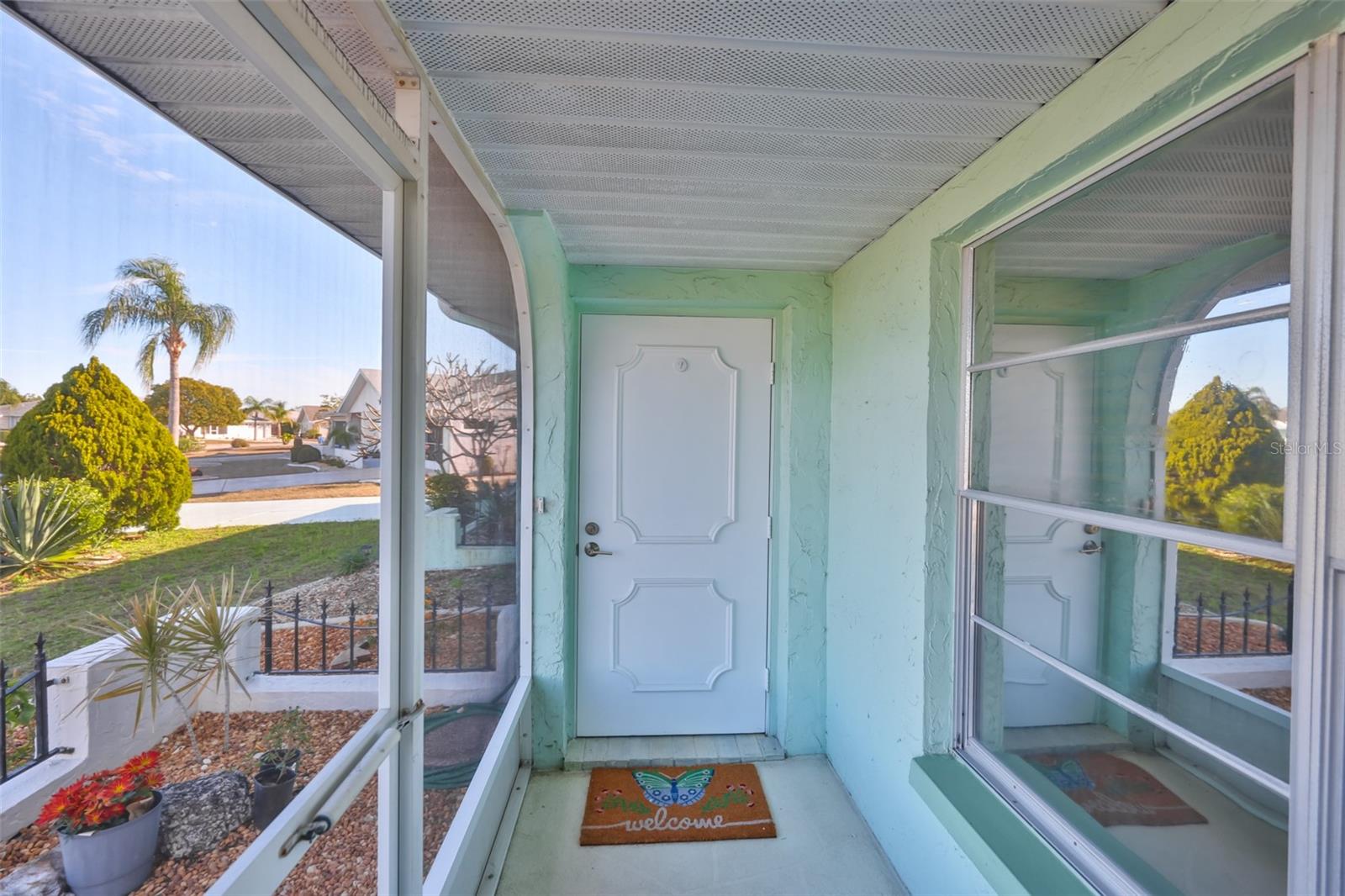 325 GREEN MANOR DR — photo 3