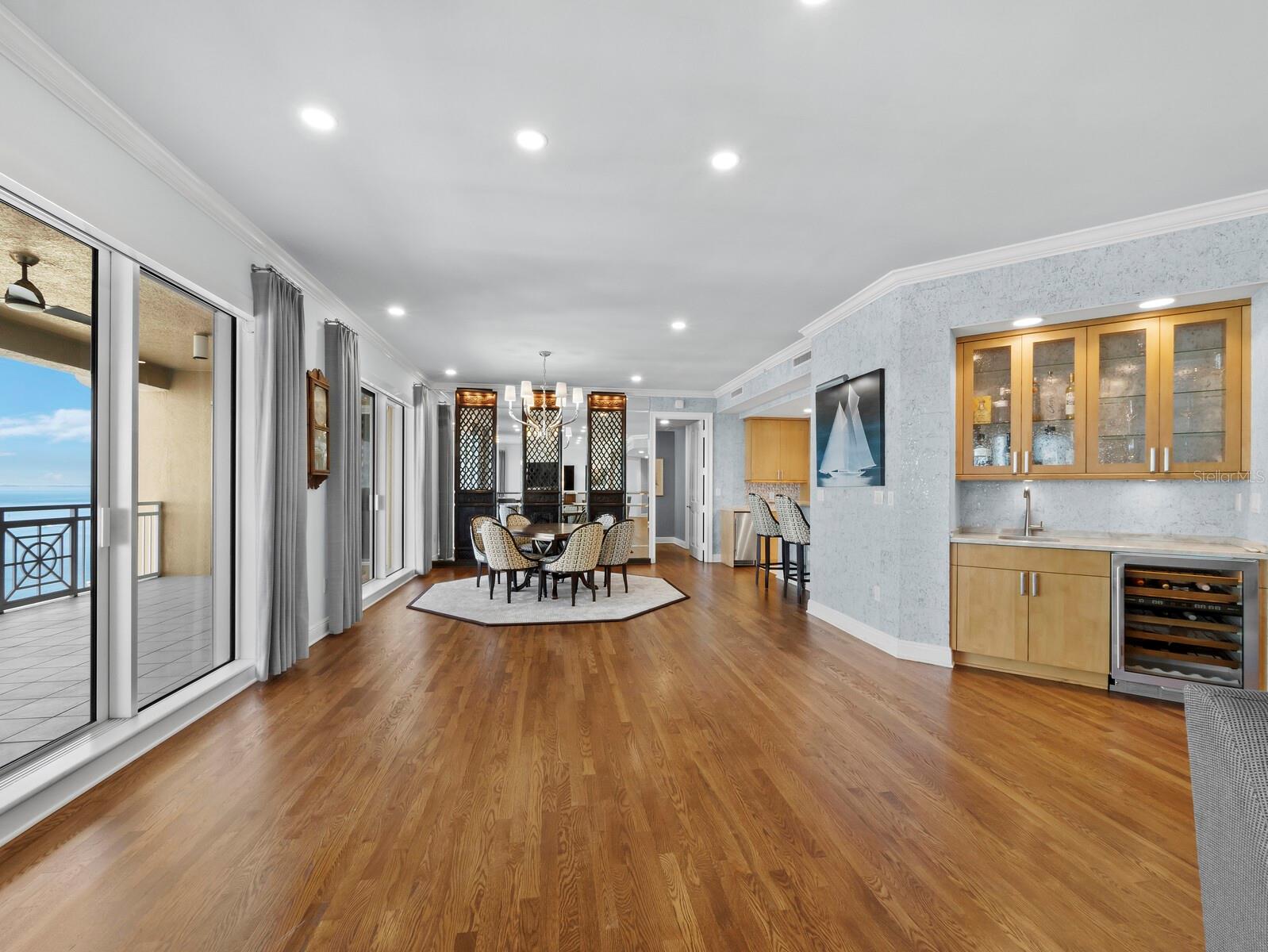 35 WATERGATE DR #1403 — photo 10