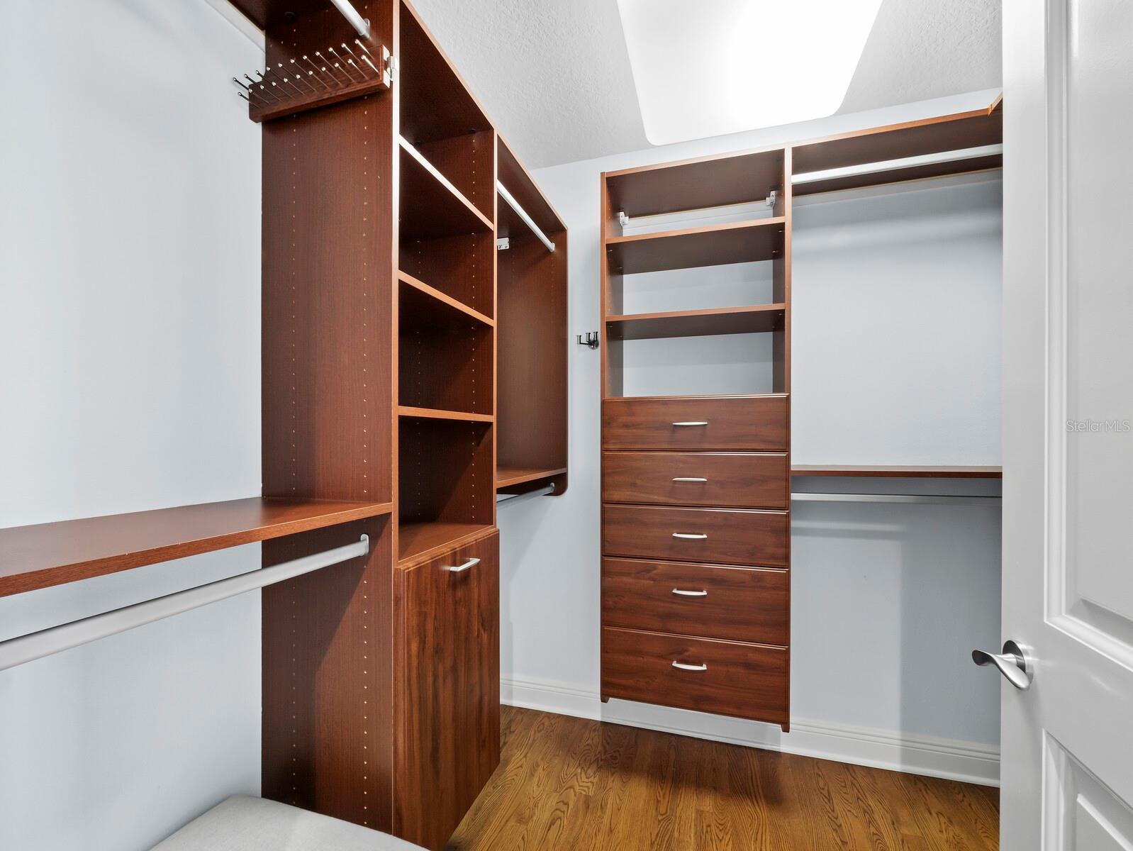 35 WATERGATE DR #1403 — photo 45