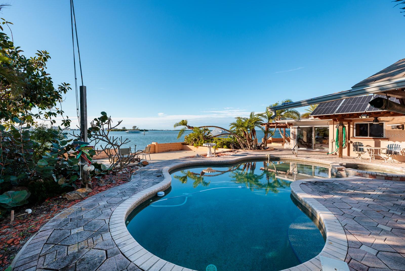 1844 VENETIAN POINT DR — photo 33