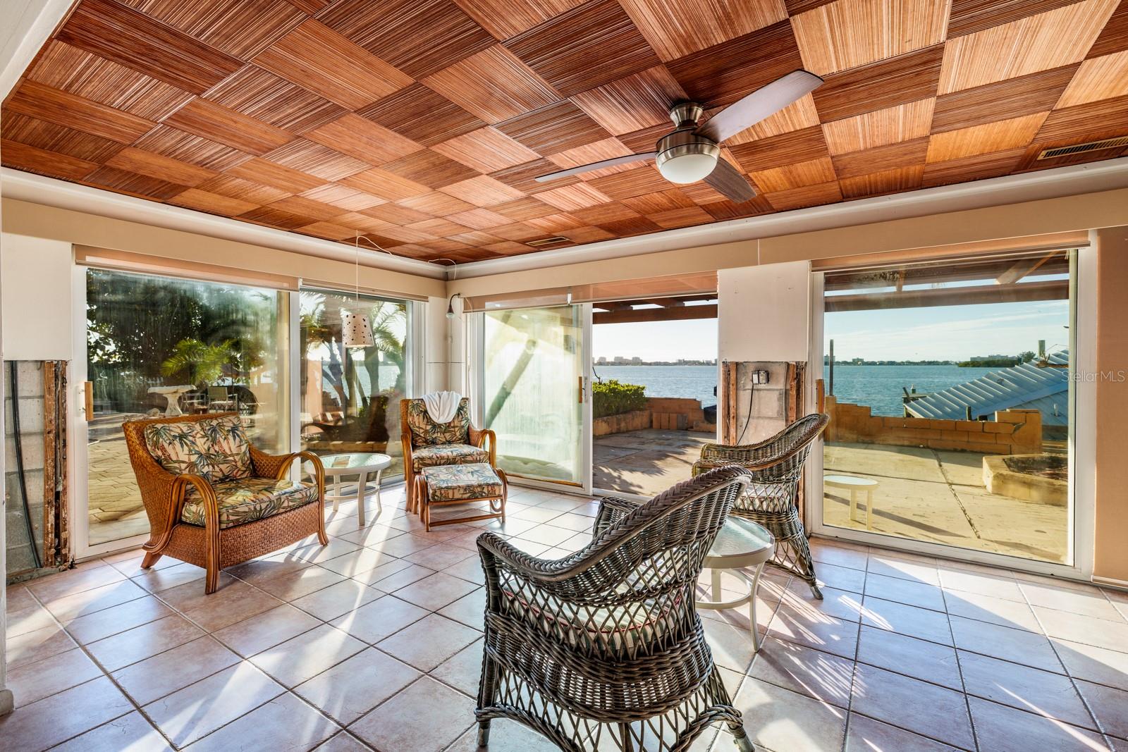 1844 VENETIAN POINT DR — photo 31