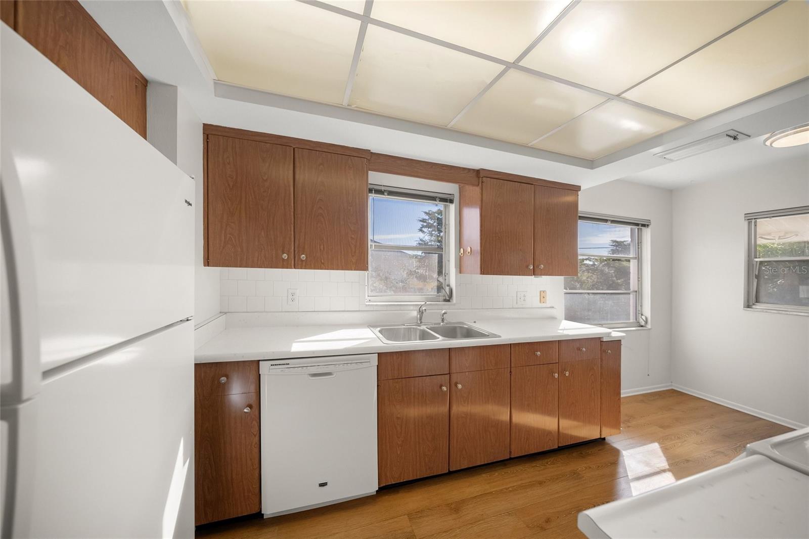 2507 BENEVA RD #10 — photo 13