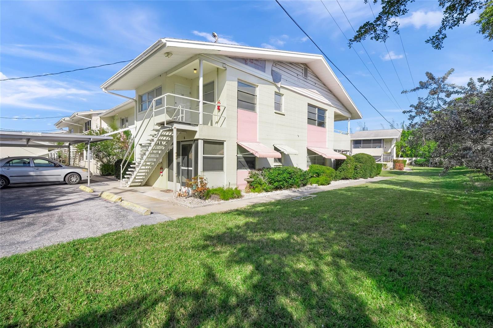2507 BENEVA RD #10 — photo 2