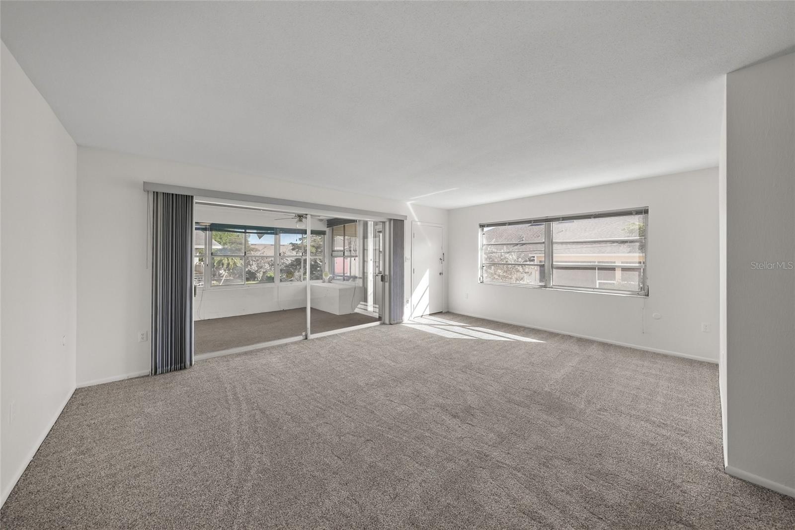 2507 BENEVA RD #10 — photo 8