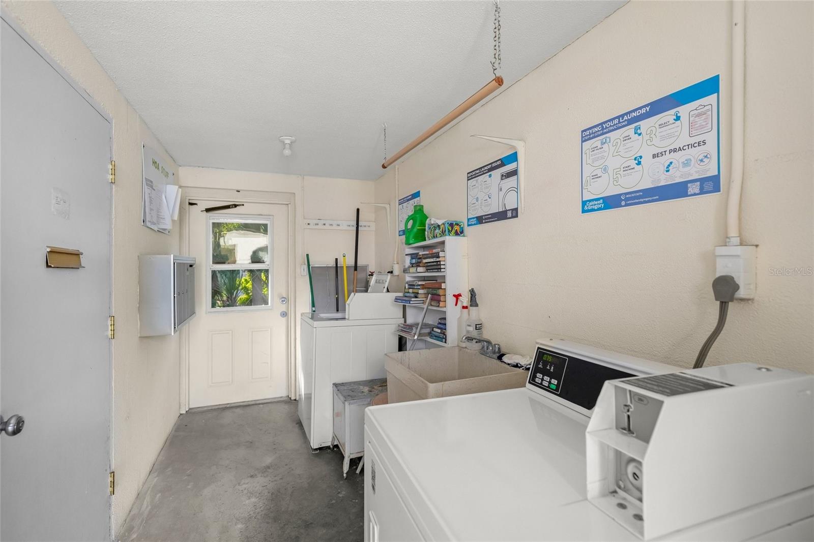 2507 BENEVA RD #10 — photo 28