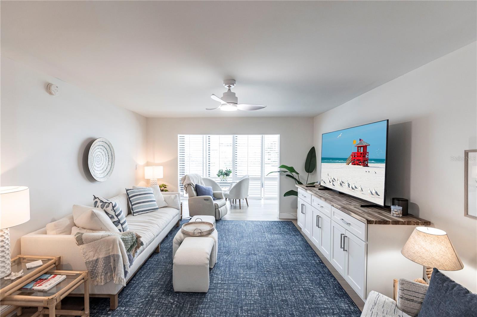 1055 W PEPPERTREE DR #106AA — photo 2