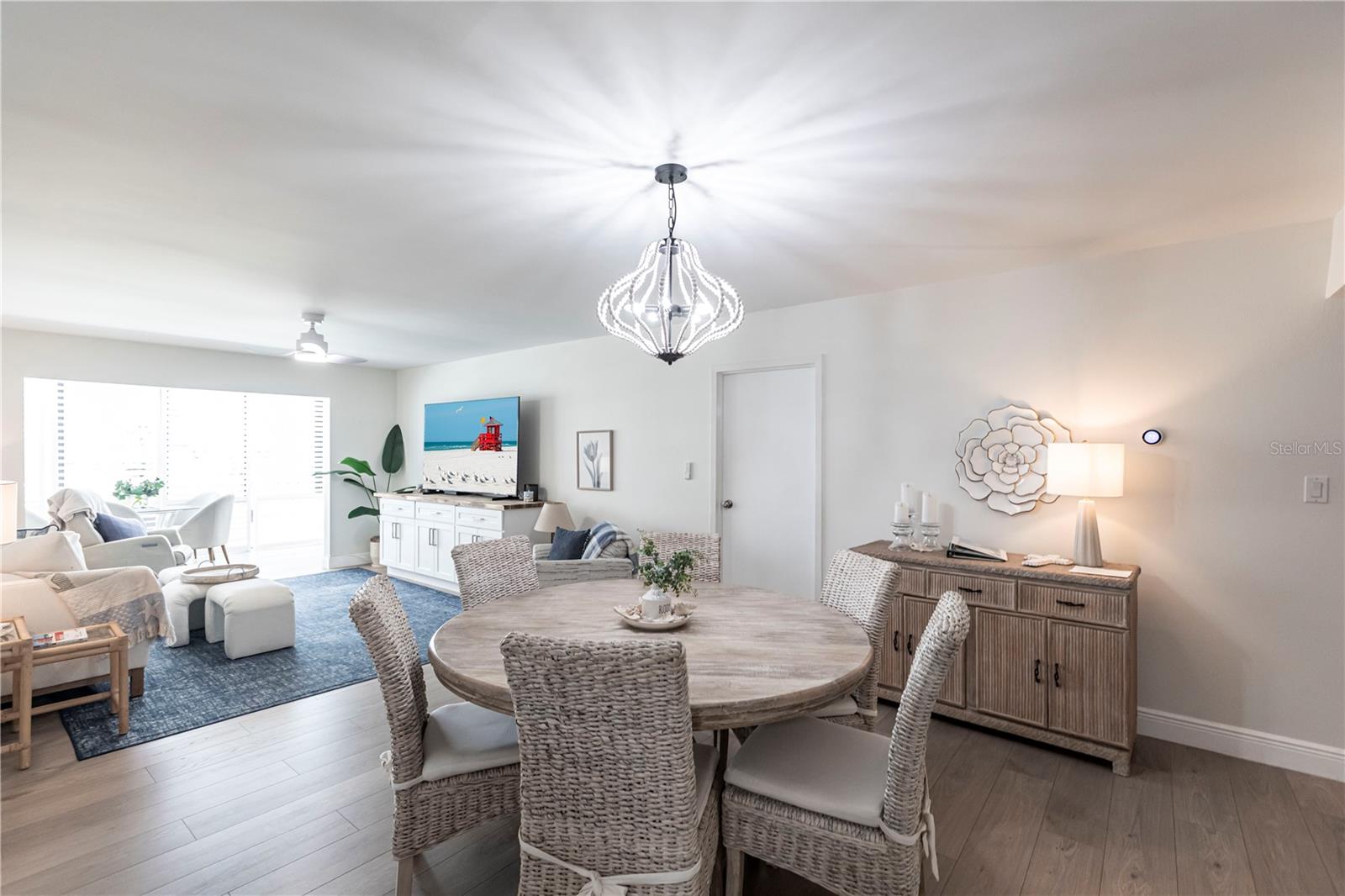 1055 W PEPPERTREE DR #106AA — photo 5