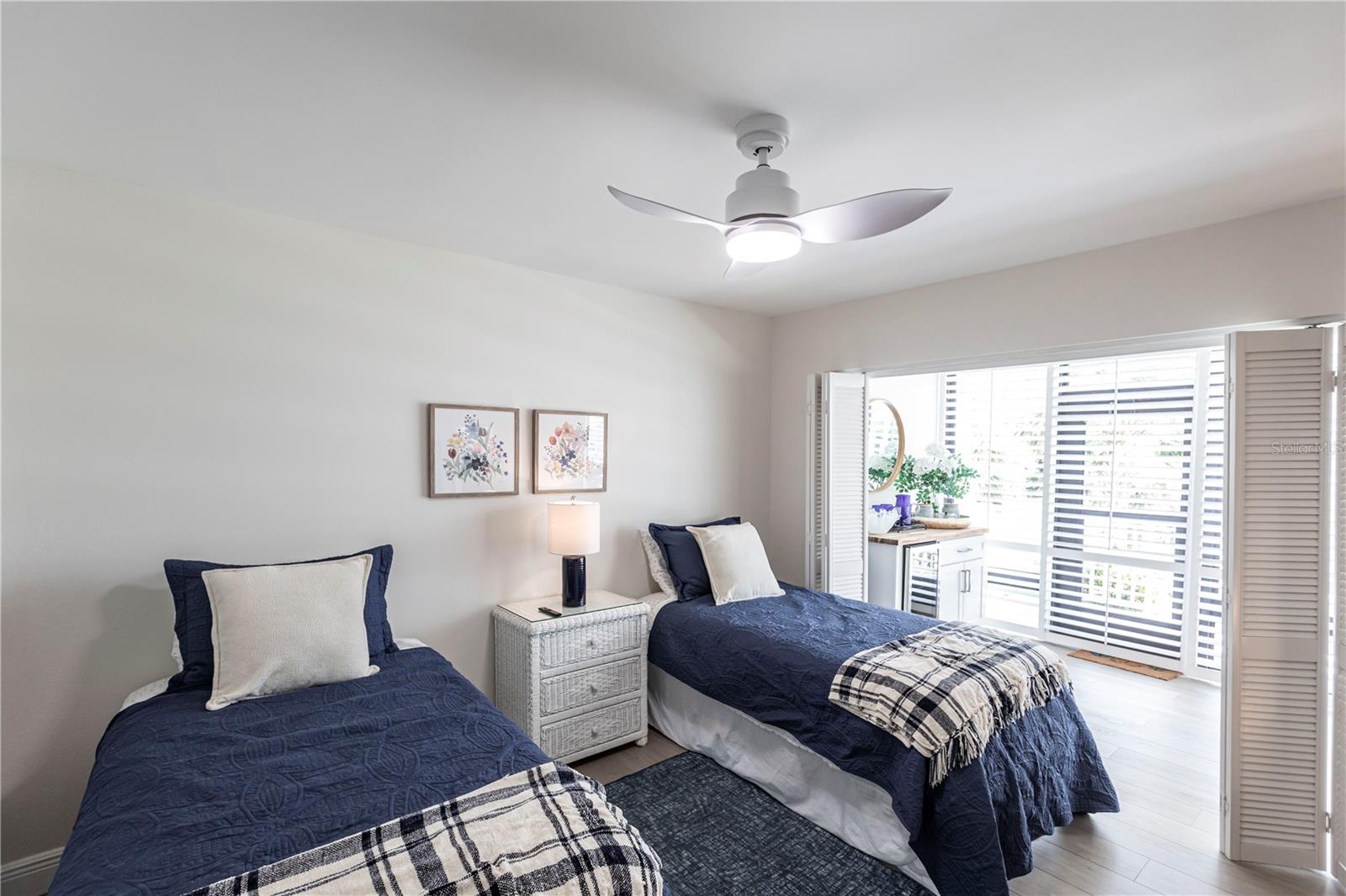 1055 W PEPPERTREE DR #106AA — photo 15