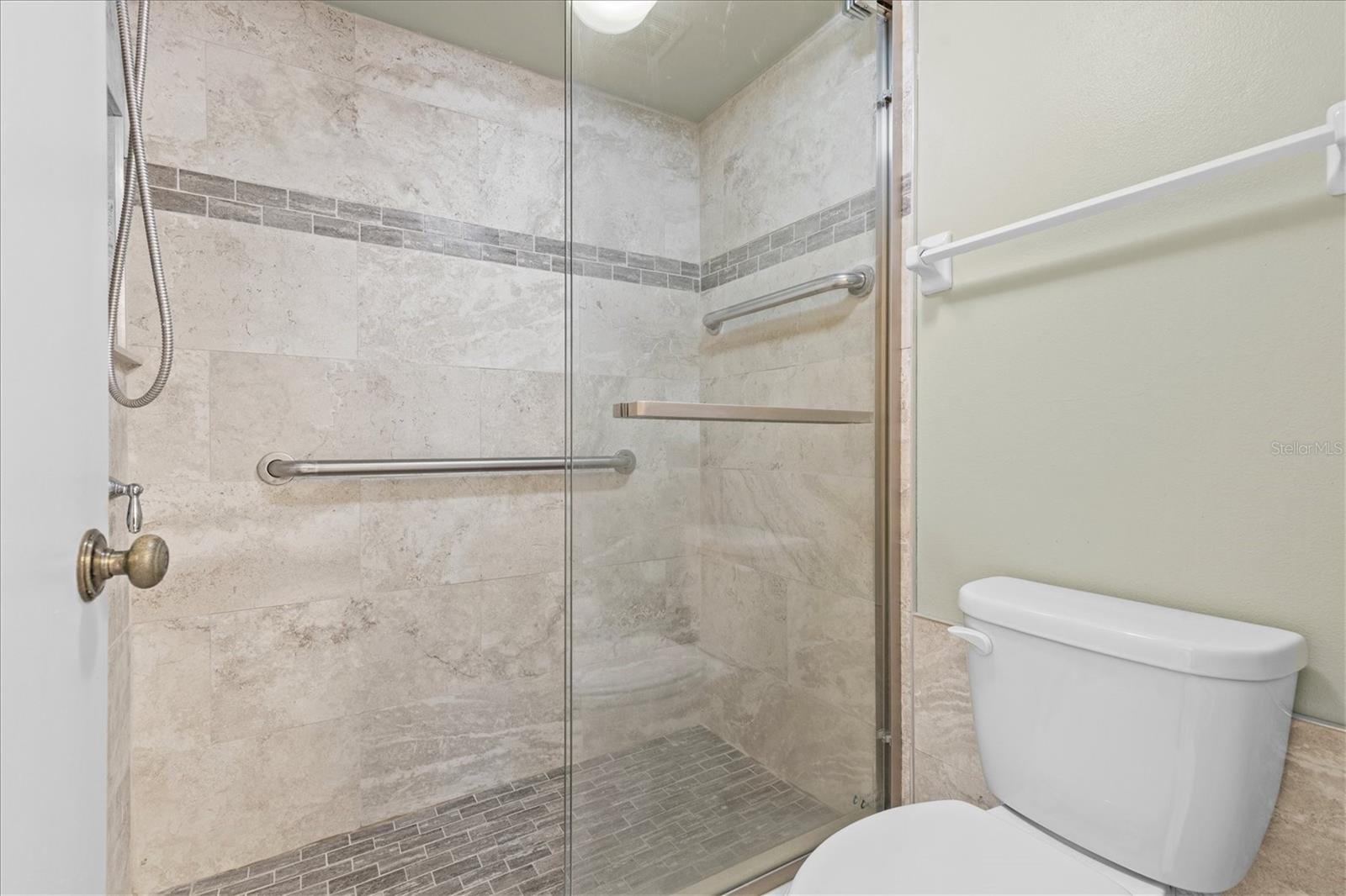 5537 SEA FOREST DR #307 — photo 25