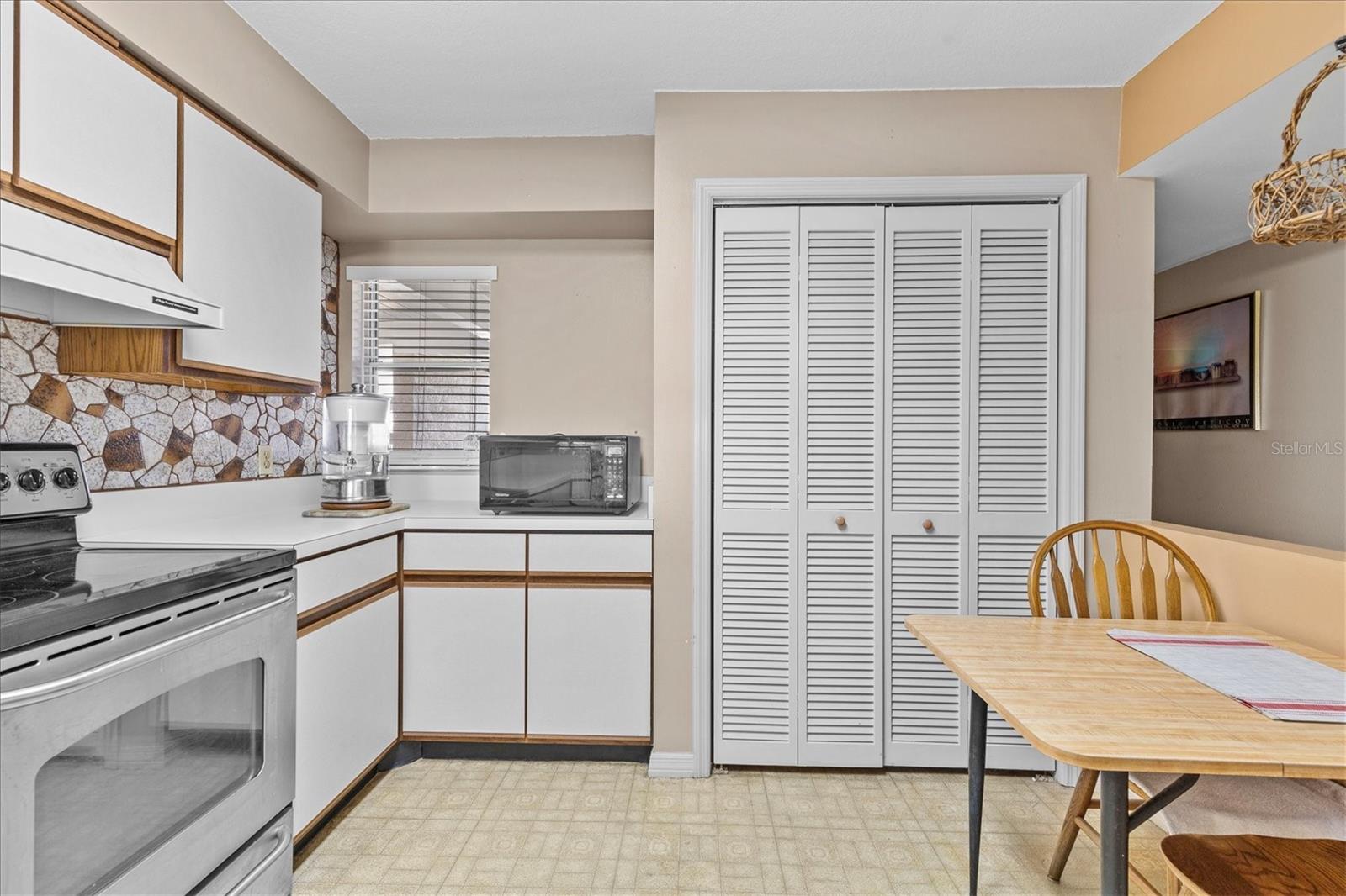 5537 SEA FOREST DR #307 — photo 20