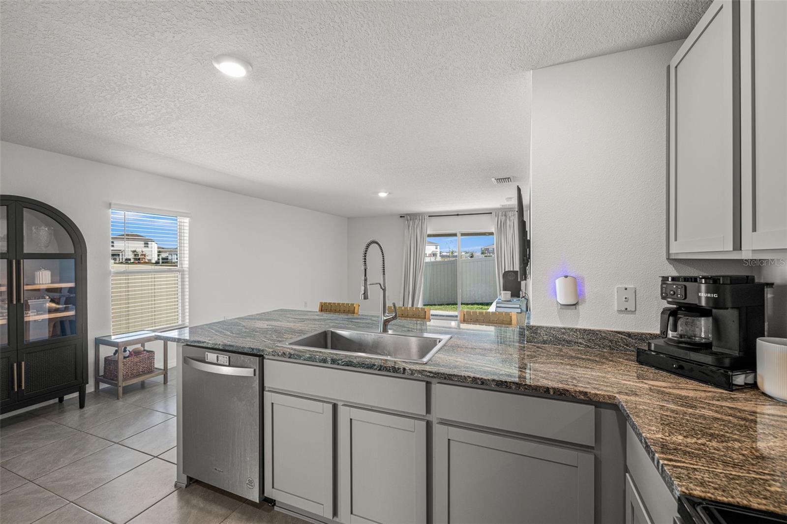 13581 MOUNT IVY CT — photo 17