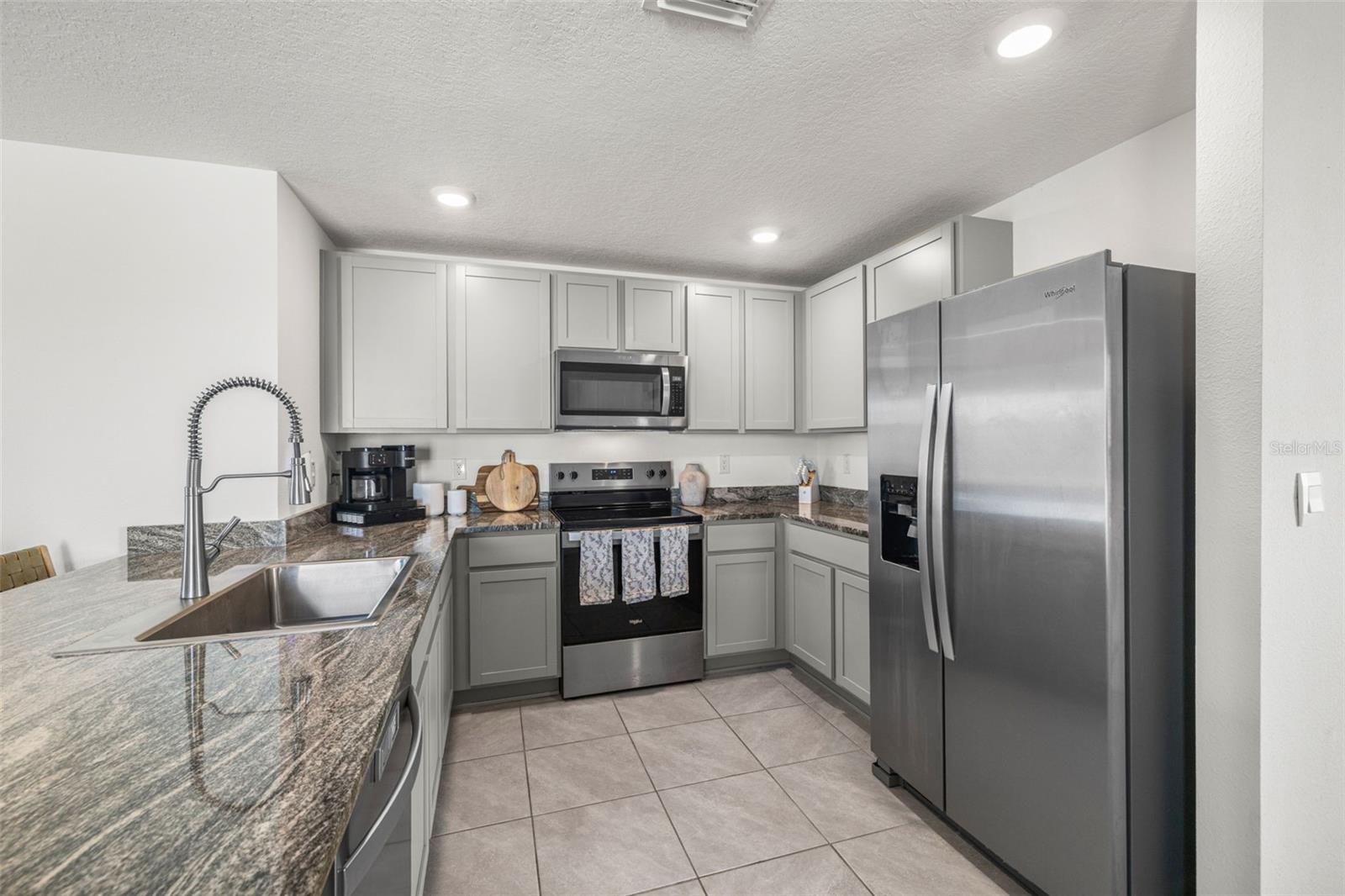 13581 MOUNT IVY CT — photo 16