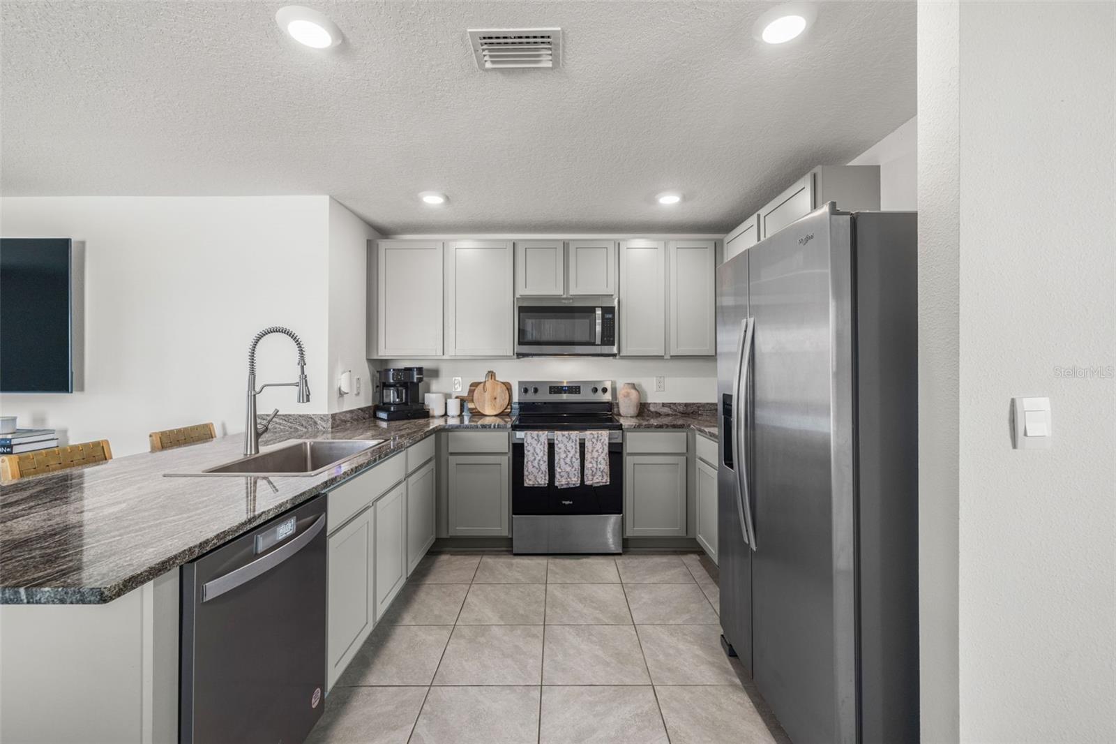 13581 MOUNT IVY CT — photo 15