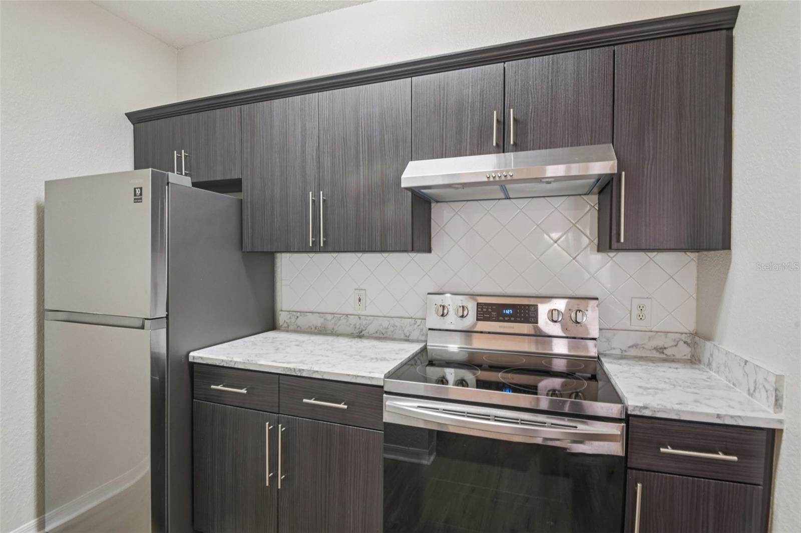 18001 RICHMOND PLACE DR #1213 — photo 13