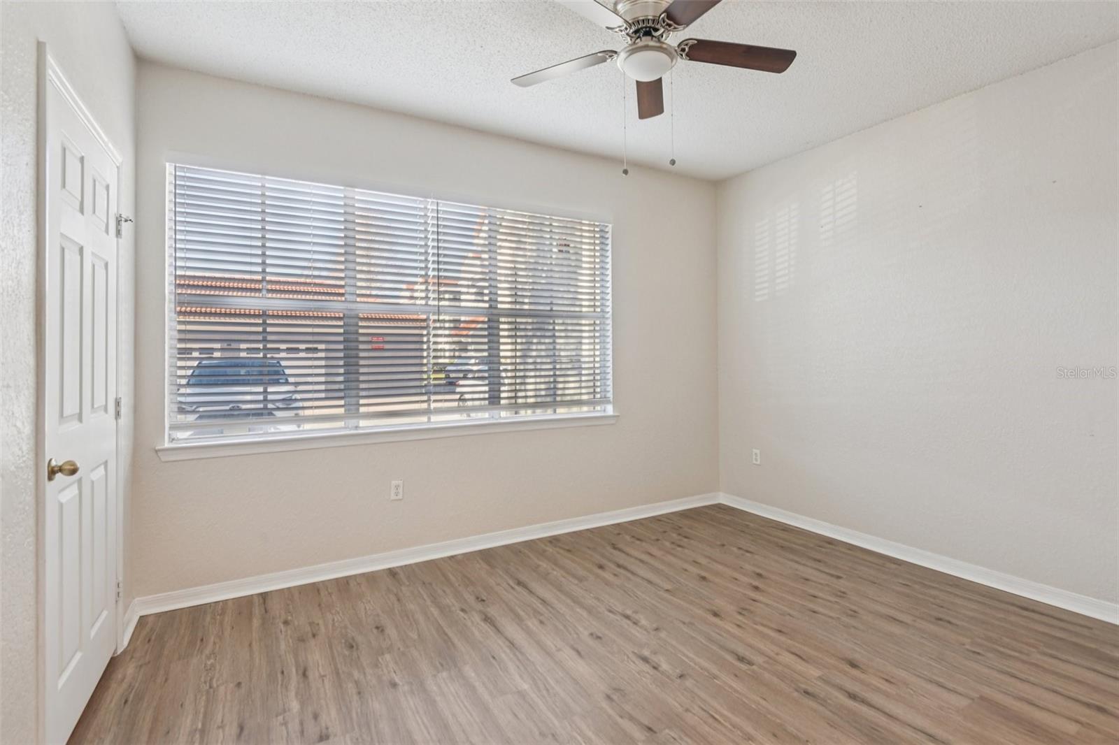 18001 RICHMOND PLACE DR #1213 — photo 19