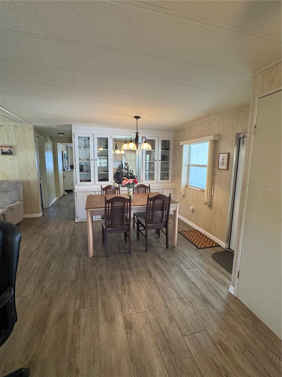 40 LAFITTE DR — photo 6