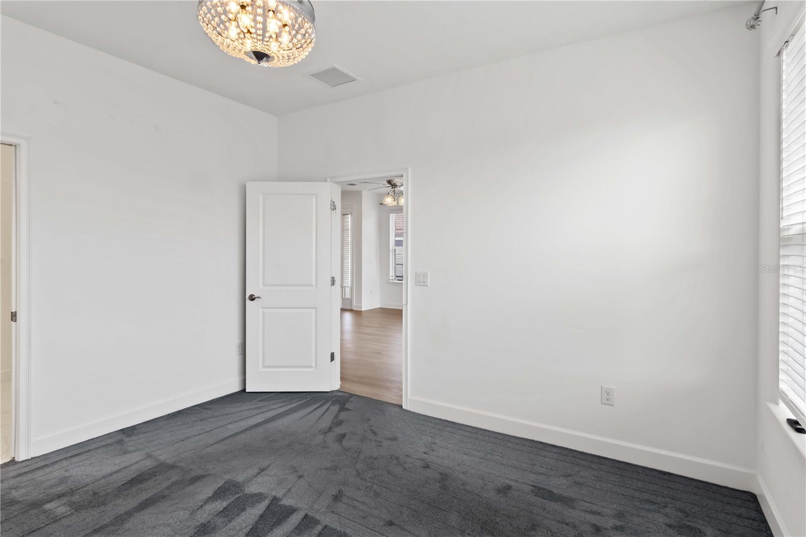 10934 WENDOVER DR — photo 15