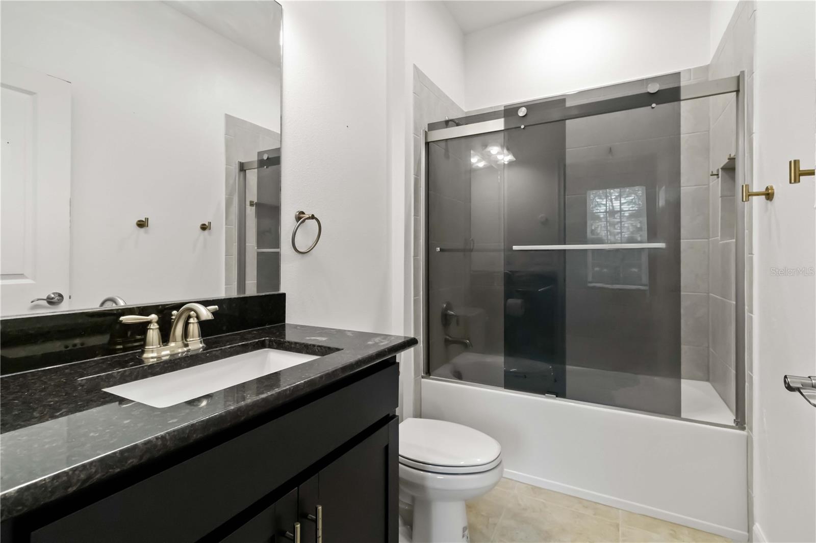 10934 WENDOVER DR — photo 24