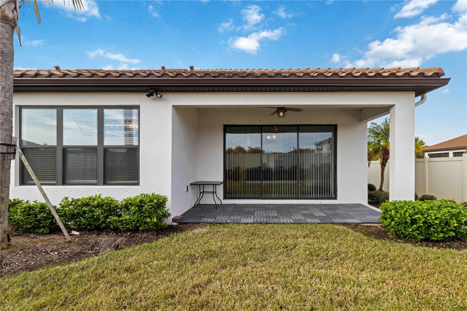 10934 WENDOVER DR — photo 33