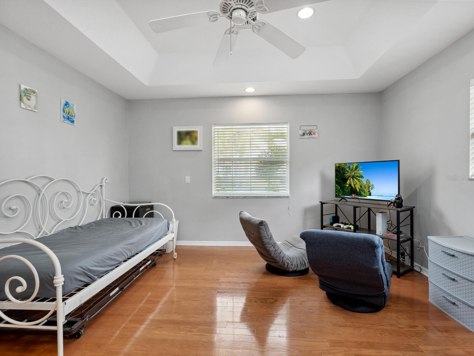 221 LYCHEE RD — photo 40