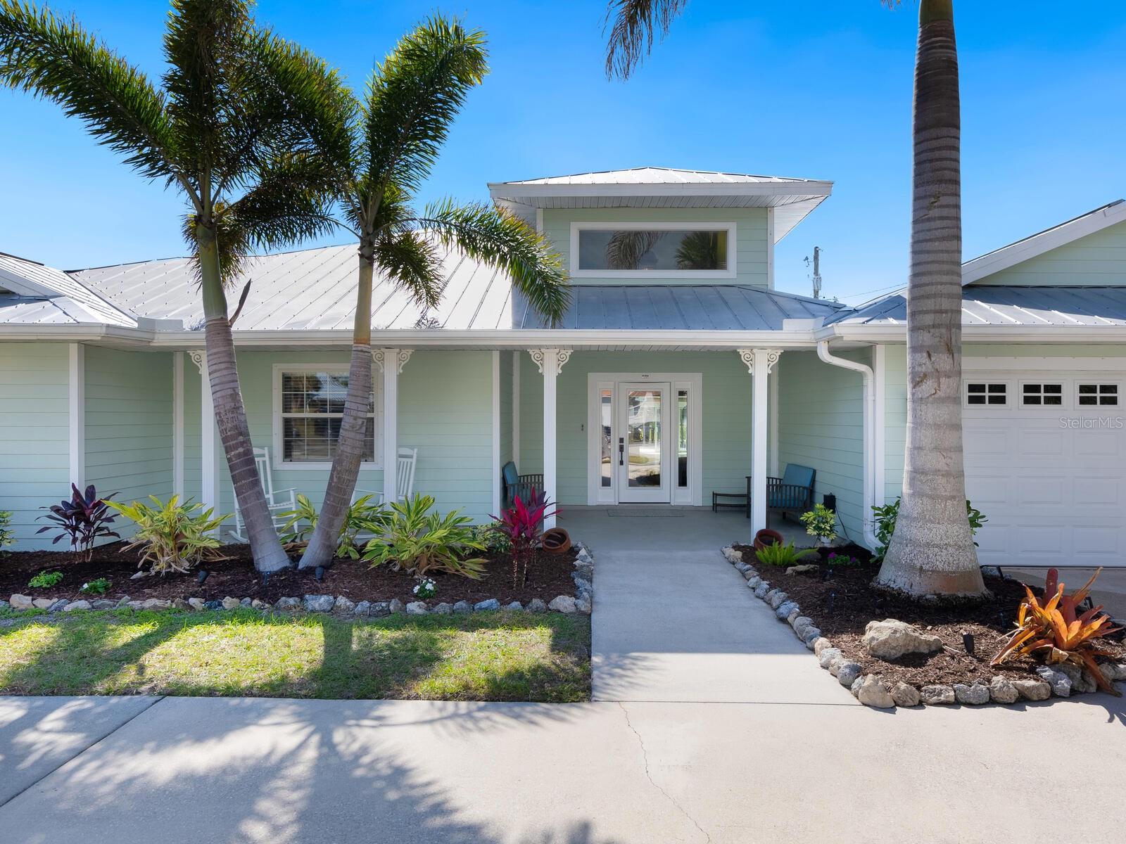 221 LYCHEE RD — photo 9