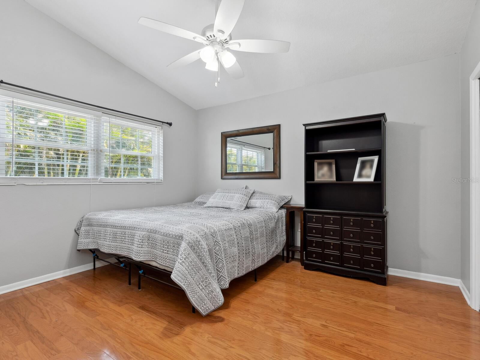 221 LYCHEE RD — photo 36