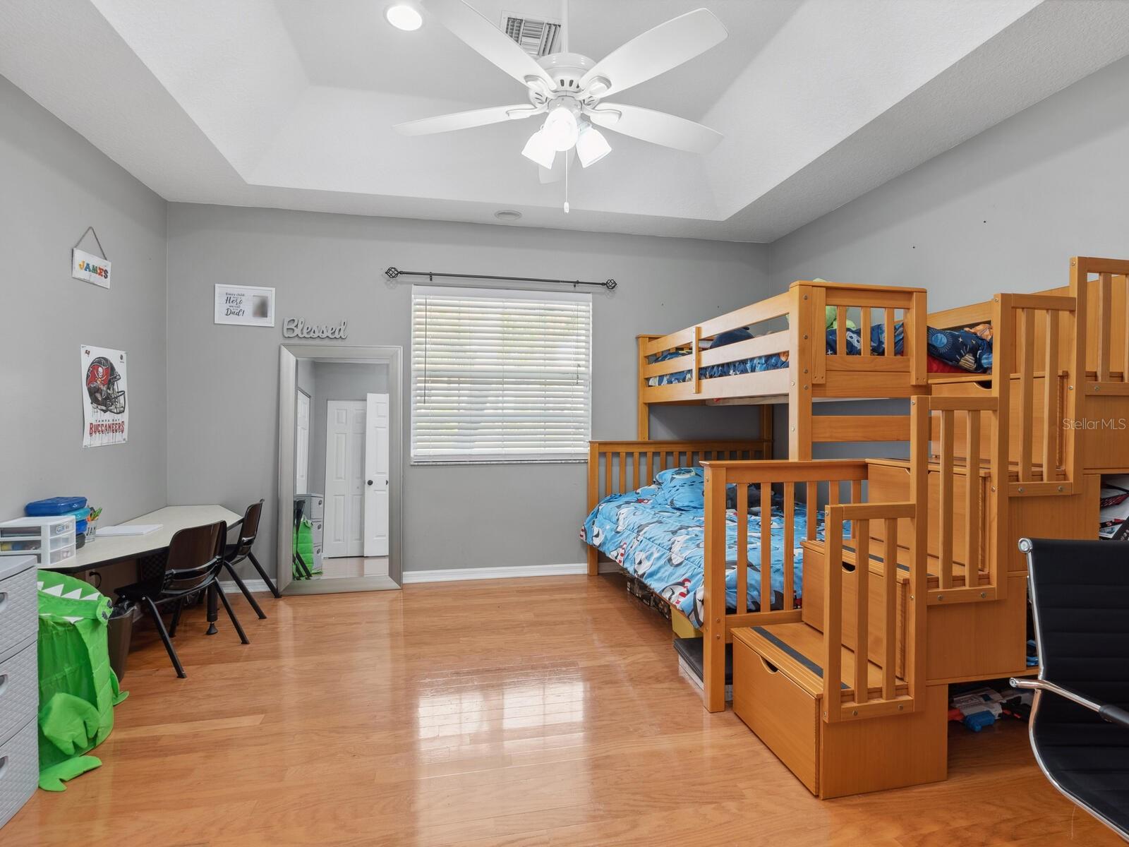 221 LYCHEE RD — photo 43